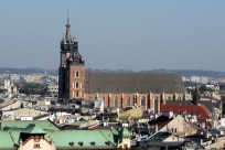 ...skąd rozpościerał się widok na Kraków z Bazyliką Mariacką.